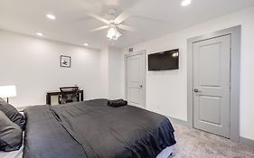 Trendy Apt In Midtown, Walk To Shops & Sites, Pets Ok